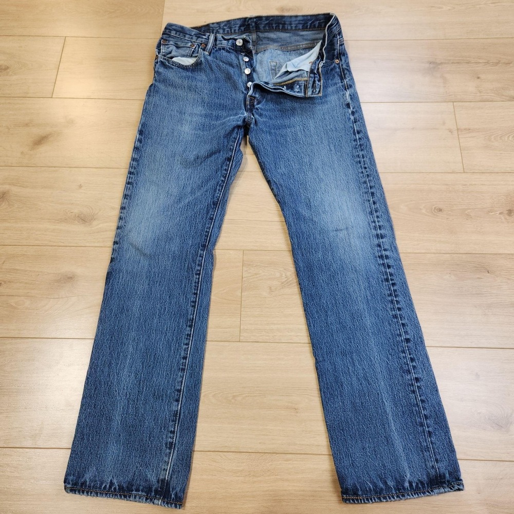 Levis 501 Jeans Mens 34x34 Blue Medium Wash Button Fly Straight Denim Casual
